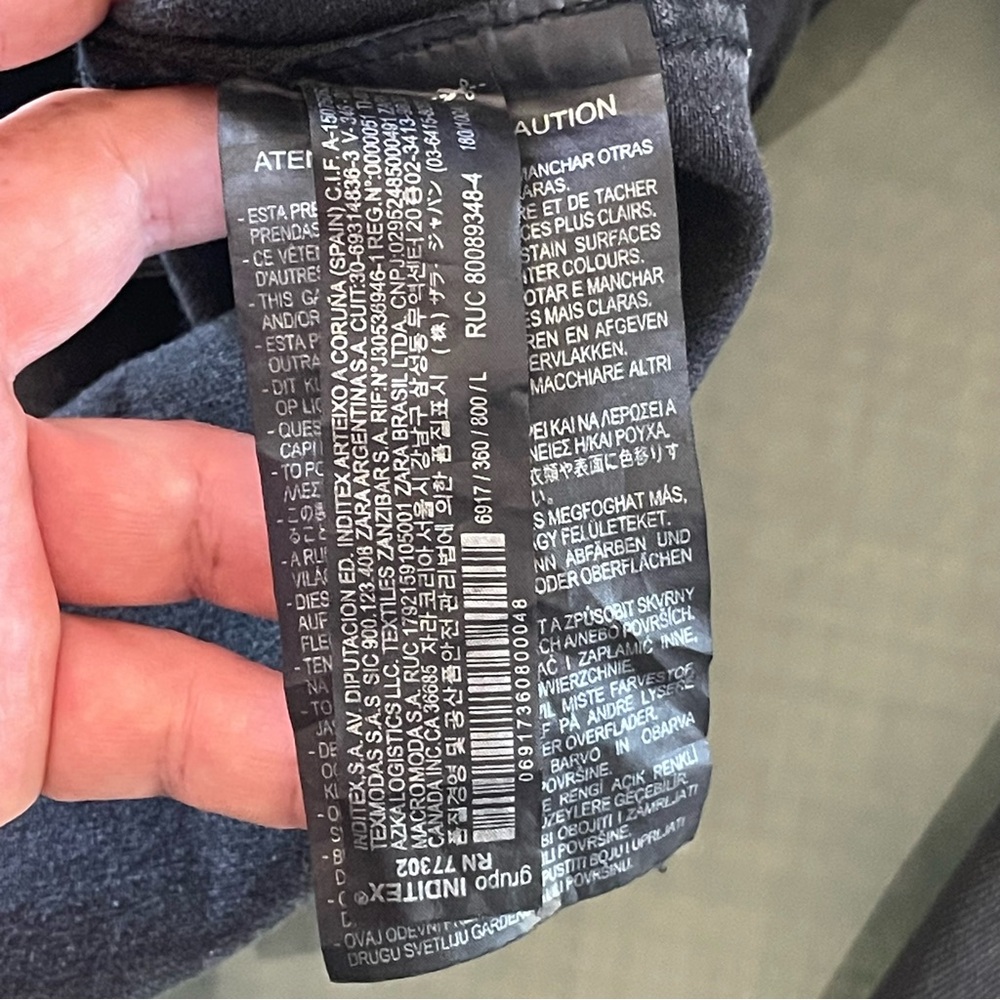 Zara Men’s Distress Ripped Black Denim Jacket Size Large - Picture 10 of 10